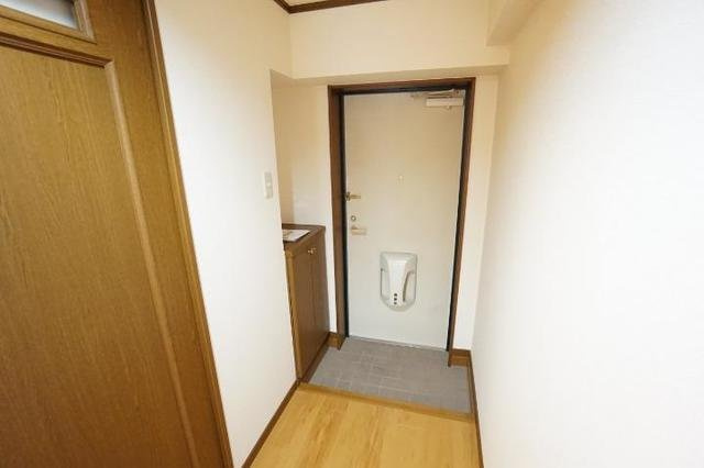 カンフィデンス三ヶ森の玄関