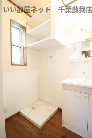 Ohana Houseの洗面所|室内洗濯機置き場