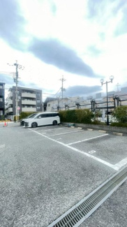 【駐車場】 | ダイアパレス宝塚クオリテージⅠ | 駐車場