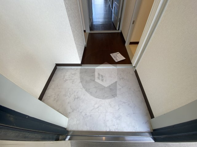 スカイガーデン東大阪の玄関