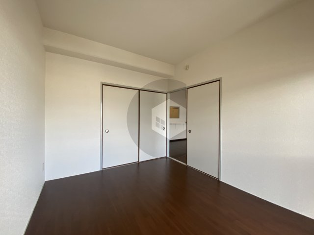 スカイガーデン東大阪の洋室