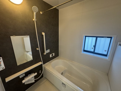 【浴室】 | 南城市知念久手堅（全4棟）B号棟 | B号棟　浴室換気乾燥機付き♪