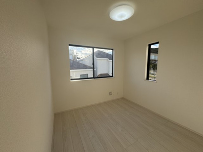 【洋室】 | 南城市知念久手堅（全4棟）B号棟 | B号棟　洋室5.25帖＋CL付き♪