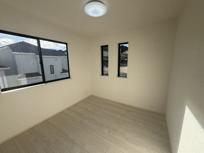 【洋室】 | 南城市知念久手堅（全4棟）B号棟 | B号棟　洋室4.75帖＋収納付き♪