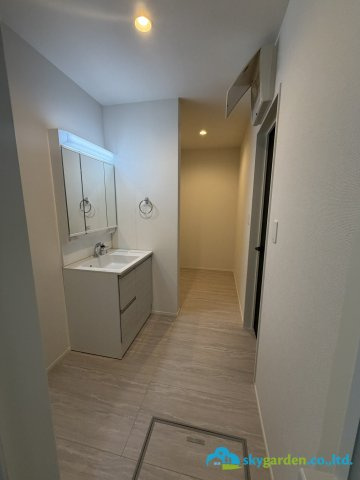 平塚市豊田宮下3期　新築戸建　全2棟2号棟の脱衣所