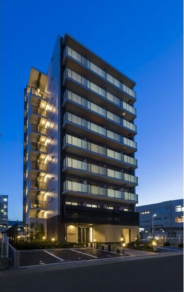 S-RESIDENCE堀田駅前の外観