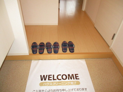 【玄関】 | リビングタウン南花島 Ａ | 玄関