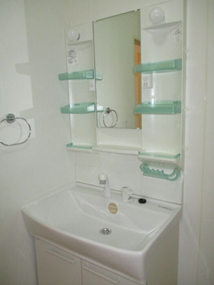 【独立洗面台】 | リビングタウン南花島 Ａ | 洗髪洗面台（１Ｆ）