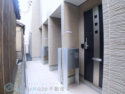 【エントランス】 | エミフル妙音【名古屋市賃貸・各戸宅配ボックス】