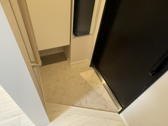 メゾン海の玄関