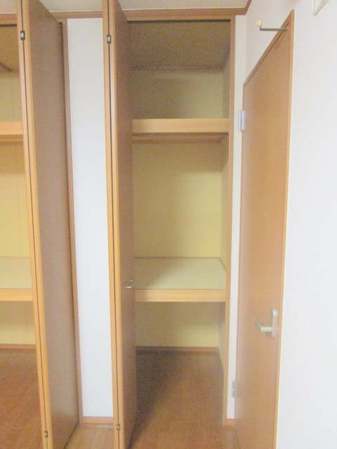 カーサマキの収納|収納②