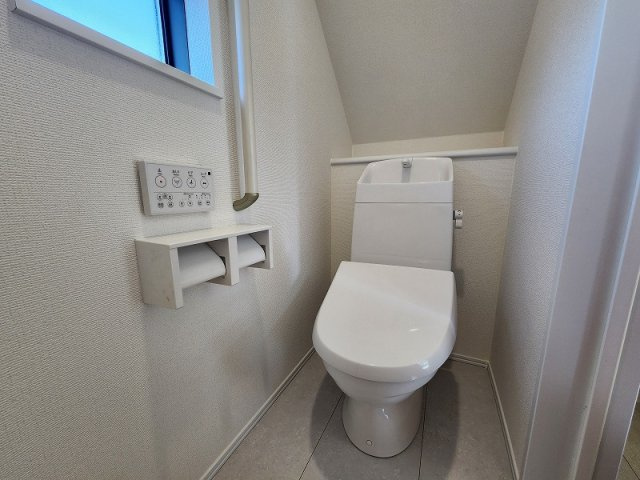 ハートフルタウン 高崎市双葉町 A号棟のトイレ|現地撮影