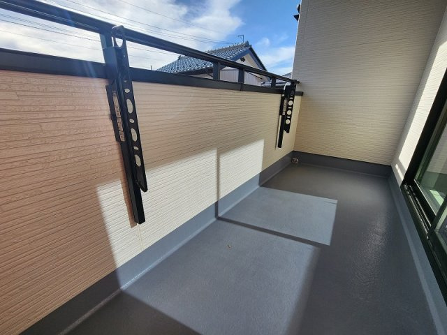 ハートフルタウン 高崎市双葉町 A号棟のバルコニー|現地撮影
