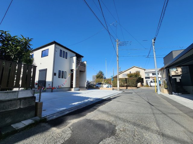 ハートフルタウン 高崎市双葉町 A号棟の前面道路含む現地写真|現地撮影