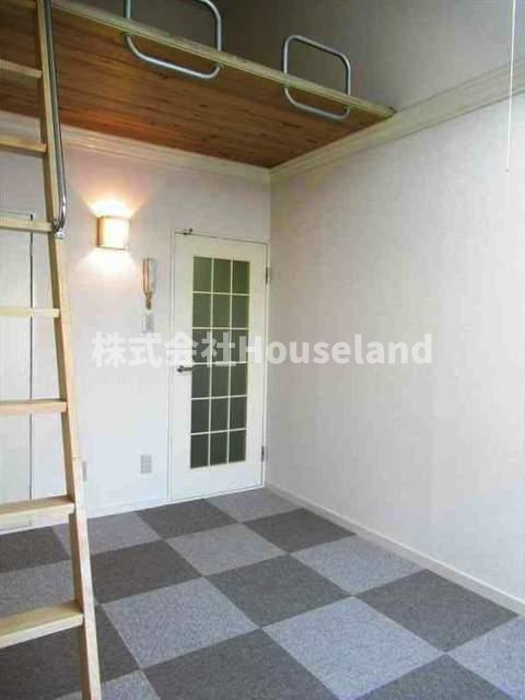 プラザ日前宮の洋室