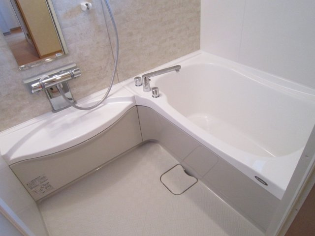 ライフ湘南の浴室