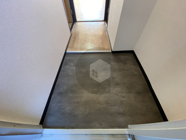 フェリーチェコートの玄関