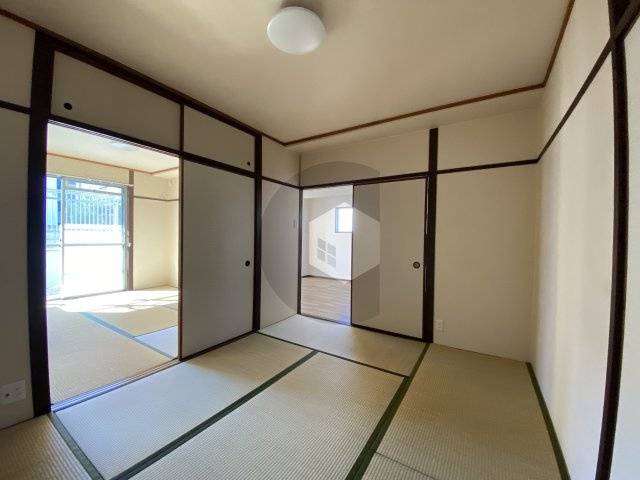 フェリーチェコート