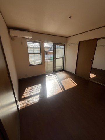 プリュニエラバンの居間・リビング|他号室参照
