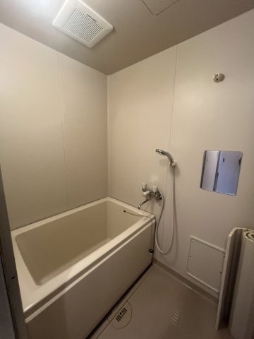 プリュニエラバンの浴室|他号室参照