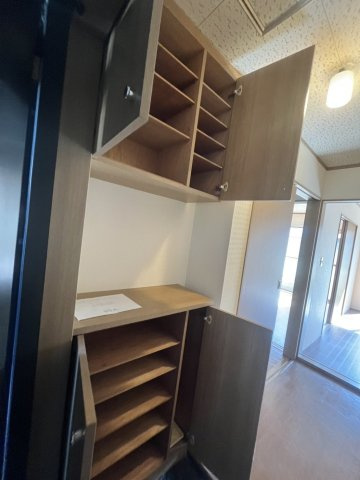 プリュニエラバンの収納|他号室参照