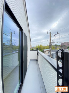 【バルコニー】 | 新築分譲住宅　全１邸　横浜市戸塚区柏尾町 | 同施工会社施工例写真（バルコニー）