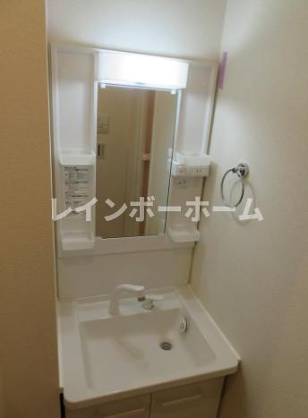 リーヴェルポート立石フェリーチェの独立洗面台