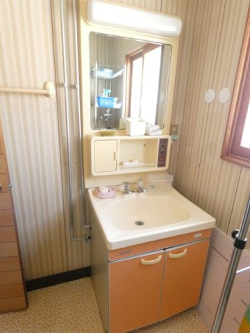 大楽毛２線１７２-７貸家の独立洗面台