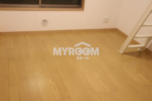 マイプラン中野Ｂ【myplan中野B棟】の居間・リビング|フローリング☆（同一仕様写真）