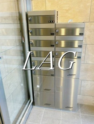 【エントランス】 | ワイエフ江古田 | エントランスです。