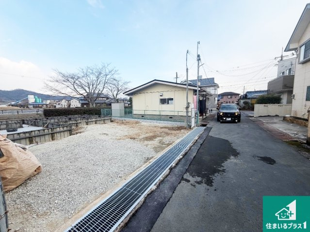 加西市西上野町　新築一戸建ての外観|周辺は落ち着いた街並みの住宅地！子育てがしやすい住環境です！まだ未完成ですが、現地でしかわからない事もございます。是非一度ご覧ください。