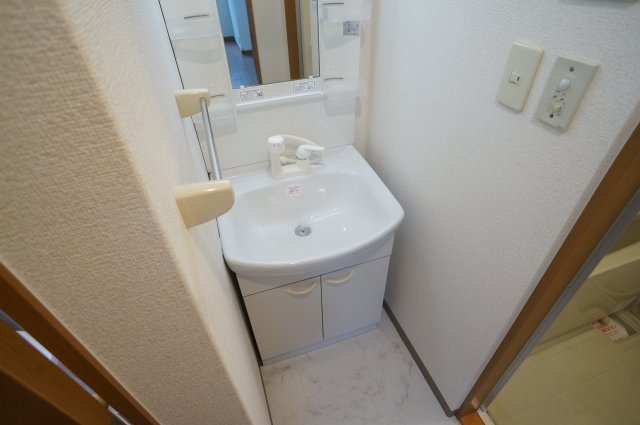 プリムローズＡの洗面所