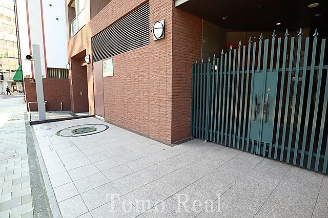 サンウッド赤坂フラッツのエントランス