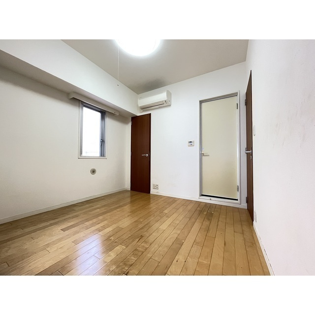 サンウッド赤坂フラッツの洋室