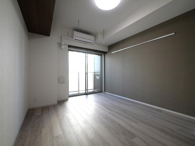 ラフィスタ金町の洋室