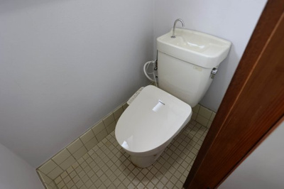 【トイレ】 | 坂戸市西坂戸 中古住宅 | ２階トイレ