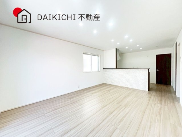 【居間・リビング】 | 東松山市松山町3丁目　新築戸建　全4棟　2号棟