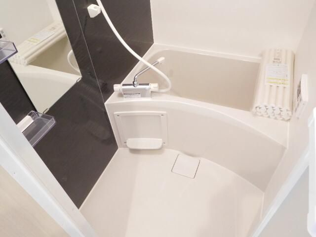 Ｌｉｌｙ東中山の浴室