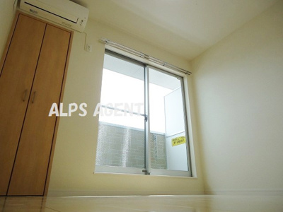 【洋室】 | ラウレア | 開口部の大きい明るいお部屋（同一仕様）