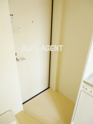 【玄関】 | ラウレア | 広々玄関スペース（同一仕様）