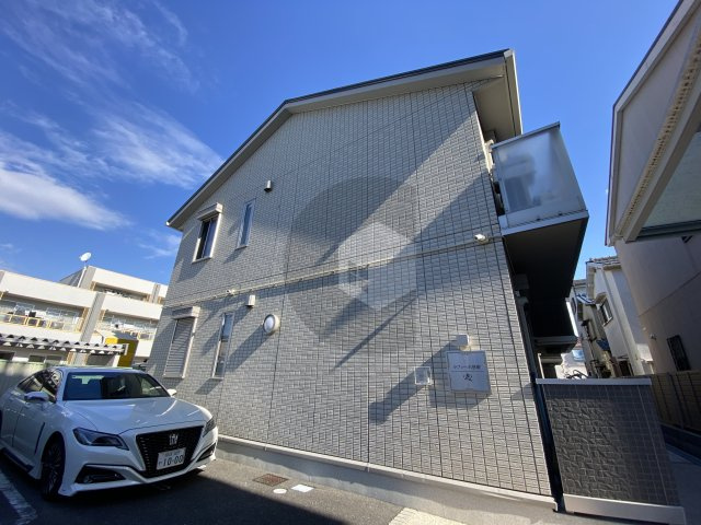 東大阪市稲田上町１丁目のアパートの外観