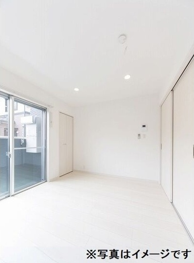 CRASTINE弥次ヱ町4丁目A棟の洋室