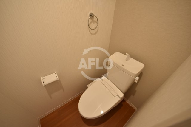 eightcourtドーム前のトイレ|eightcourtドーム前（エイトコートドーム前）　温水洗浄便座