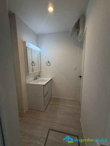 平塚市豊田宮下3期　新築戸建　全2棟1号棟の脱衣所