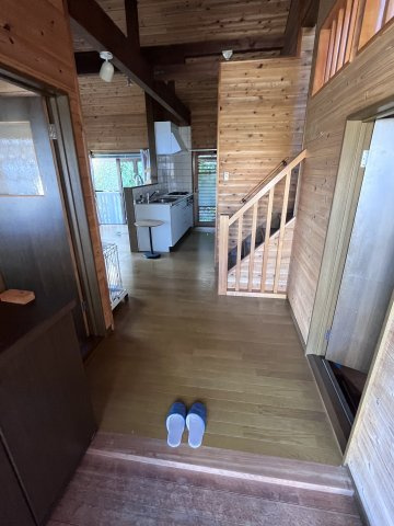 周防大島中古物件の玄関