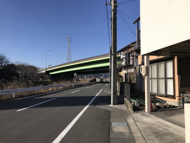 【前面道路含む現地写真】 | 南沼上1丁目　離れ付き　中古住宅