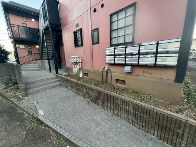 フロイディハイツのその他共用部分|集合ポストあり