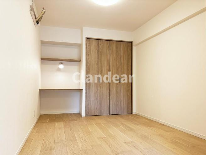 グリーンパーク常盤平の洋室|ドキドキの新生活も、安心してスタート。ぴったりの住まいを見つけませんか？クランディアが一緒に住まい選びをサポートします‼　まずは、お気軽にお問合せください　＃クランディア