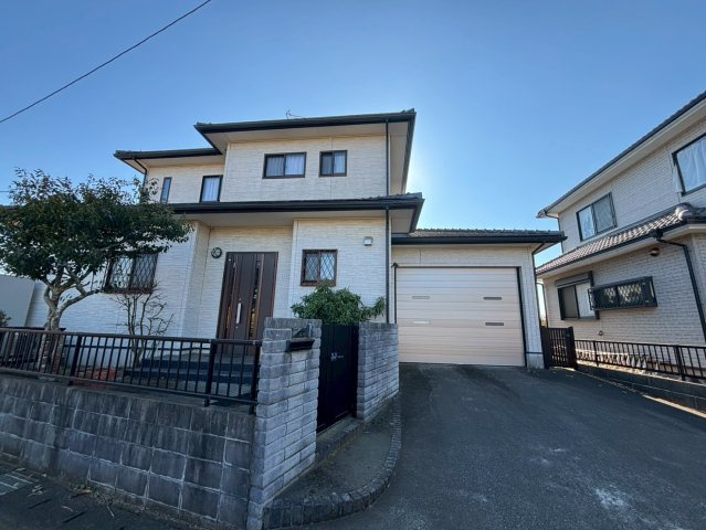 八街へ　中古戸建の外観