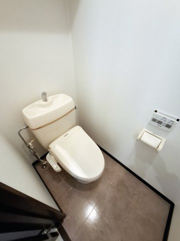 フレッツァ西宮堤町のトイレ